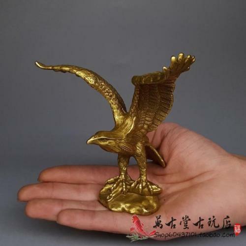 Old Chinese Brass Hand-carved Fine Fengshui Lucky Flying Eagle Statue