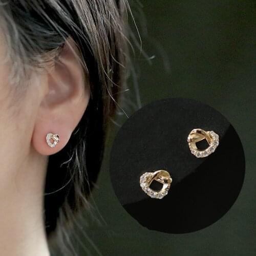 Real 925 Sterling Silver Wedding Stud Earrings Minimalist Female White Crystal Round Earrings For Women Geometric Zircon Earring