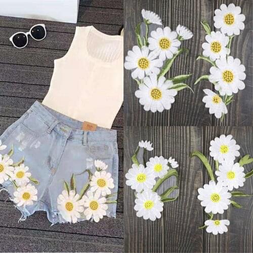 Flower Floral Embroidered Sunflower Sticker Sew on Clothes Patch DIY Jeans Coats Bags Appliques Handmade Flower Shirt Badge