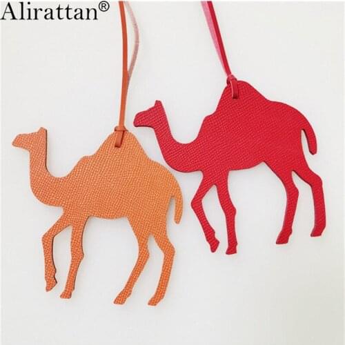 Alirattan New Genuine Leather Camel Keychain With Women Bag Luxury Women Pendant Bags Charm Accessories Wholesale Character
