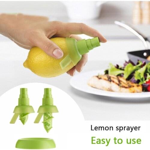 2 Pieces of Orange Juice Lemon Citrus Manual Fruit Juice Sprayer Portable Gadget Multi-function Kitchen Supplies Meat Seasoning
