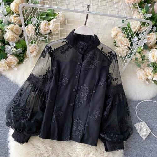 Spring and Autumn New Womens Retro Mesh Lace Blouse Round Neck Three-Dimensional Embroidered Puff Sleeve Shirt Women