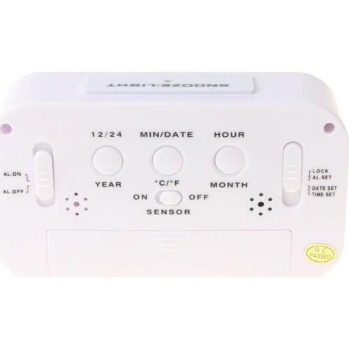 Digital Alarm Clock,LED Display Clocks Snooze Activated Night Light with Date Ca G6DB