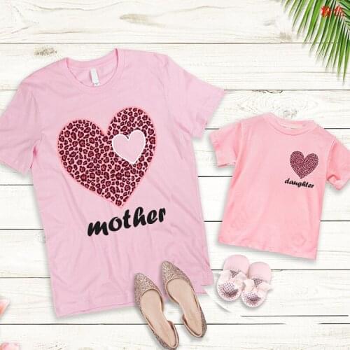 Mom and Daughter Family Matching Clothes Summer Casual Short Sleeve Tshirt Mama and Baby Boy Family Look T-shirt Clothes Tshirts