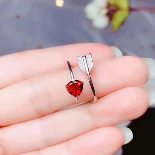 Natural garnet Ring 925 Silver Cupids arrow style is novel and the size of the finger ring can be adjusted