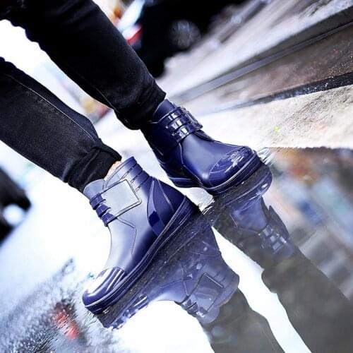 2019 Men New Fashion Casual PVC Rain Boots Waterproof Man Boys Ankle Non-slip Martin RainBoots Men Rainboots Kitchen Water Shoes