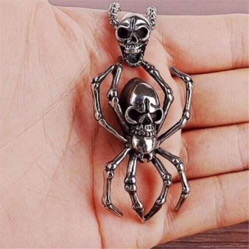 Hip Hop Party Locomotive Pendant Commemorative Jewelry Creative Fashion Retro Punk Spider Skull Stainless Steel Mens Necklace