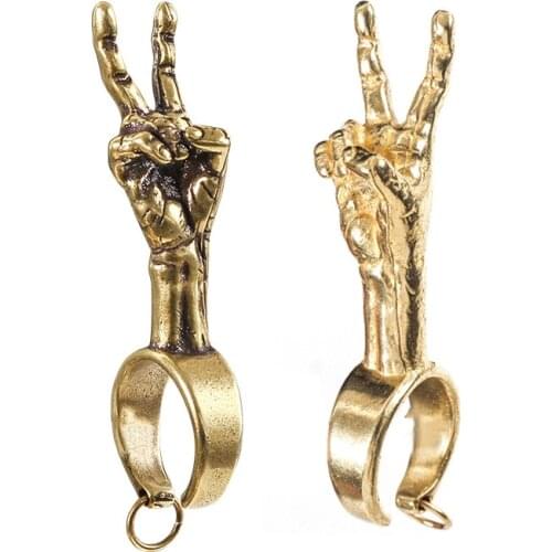 1pcs Creative Cigarette Holder Ring Rack Metal Finger Clip Women Men Cigarettes Smoking Accessories Smoker Ring Gift