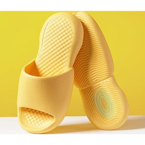 Lightweight summer couples men and women models home wear EVA soft thick-soled deodorant sandals and slippers bathroom slippers