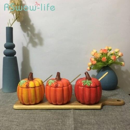 Creative Pumpkin Ceramic Seasoning Pot Household Salt Pot Kitchen Supplies Seasoning Bottle Chili Oil Tank For Kitchen