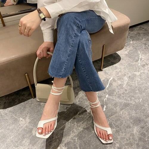 2021 Fashion Square Head Low Heel Women Sandals Lace-up Gladiator Sandals Back Strap Summer Shoes Women Casual Beach Sandals