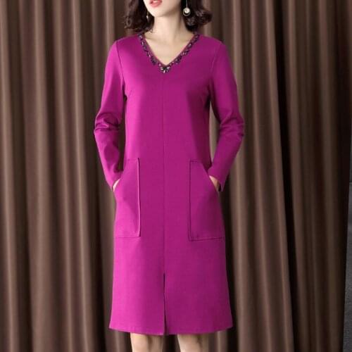 2021 Autumn Winter Knitted Sweater Beading Dress Women Fashion V-neck Long Sleeve Knee-length Bottom Dresses Plus Size 4XL Y456