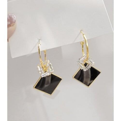 Korean Fashion Earrings Temperament New Wild Simple Super Fairy Black Geometric Square Bow Crystal Earrings Womens Clothing