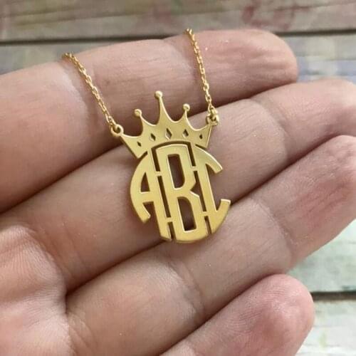 Stainless Steel Personalized Crown Monogram Name Initials Letters Pendant Necklaces For Women Custom Jewelry Couple Mother Gift