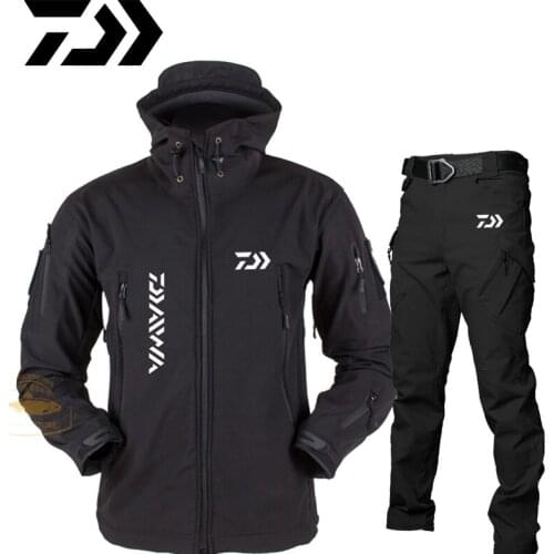 Daiwa Men Autumn Winter Fishing Suit Men Windproof Waterproof Breathable Fishing Clothing Jacket Men Outdoor Warm Fishing Suit