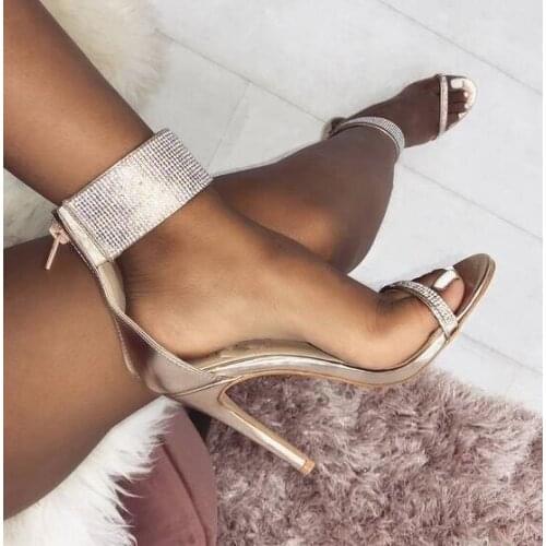 Drop Shipping 2018 Summer New Women Bling Bling Sequins Crystal Open Toe Zipper Back Black Beige Wedding Party San