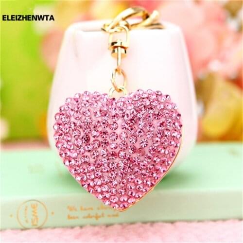 Exquisite Crystal Rhinestone Love Heart Shaped Keychain Women Car Handbag Charm Pendant Car Key Chains Gift Trinkets Porte Clef