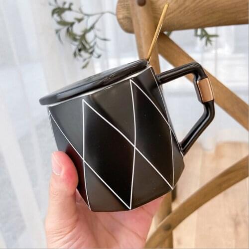 Gold Ceramic Travel Coffe Mug High-end British Style Light Luxury Personalized Water Cup Breakfast Milk Coffee Cups And Mugs