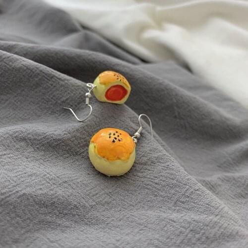 1Pair Unique Egg Yolk Cakes Earrings for Girl Simulation Food Cute Lovely Earing Women Funny Personality Drop Earings E648