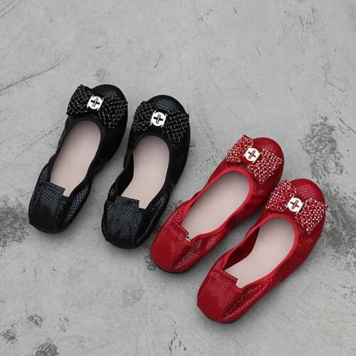 Women Flats Shoes Genuine Leather Serpentine Breathable Flats Ballet Shoes Round Toe Bow Rhinestone Large Size 43 Loafer Shoes