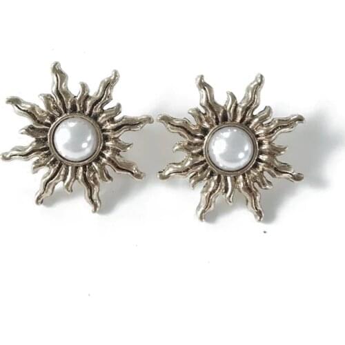 Elegant Pearl Fashion New Stud Earring Spike Vintage Jewelry For Piercing Ear