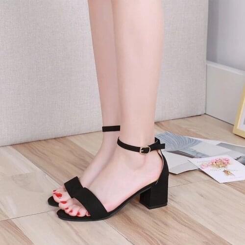 Summer new thick-heeled Korean version with a word buckle all-match simple womens sandals