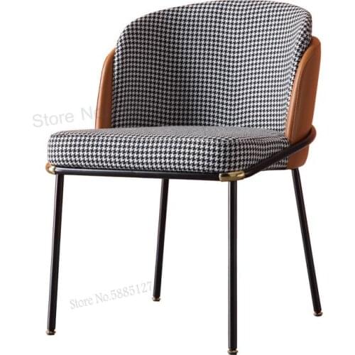 Nordic Italian Light Luxury Dining Chair Fabric Study Solid Wood Simple Book Chair Designer Model Room Balcony Chair Art