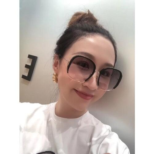 Fashion Sunglasses Women Vintage Square Frame Classic Vintage Female Driving Fishing Plain Glasses Oculos De Sol Feminino UV400