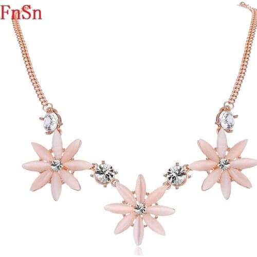 FnSn New 2017 Hot Summer Necklace Crystal Flower Choker Trendy Collar Zinc Alloy 45 Length Link Chain Women Fashion Jewelry N112