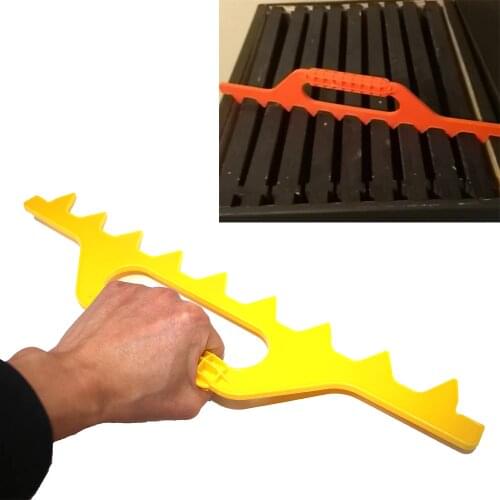 1PCS Plastic frame spacer 7 8 frames bee hivespacing ranging tool garden supplies beekeeping measureing distance tools bees