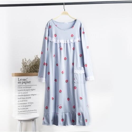 Korean Home Dress Girls' lovely Night Dress Strawberry Prints Women Long Sleeve Cotton Sleepwear Lace Patchwork Nightwear