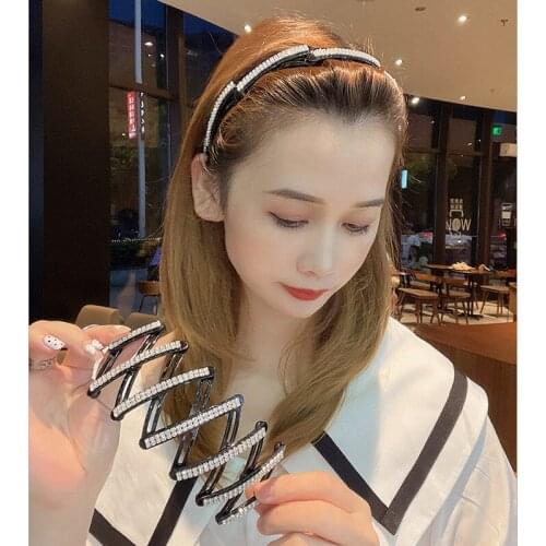 Telescopic and foldable headband new style with drill, carry out the card with teeth invisible non-slip face wash headband women