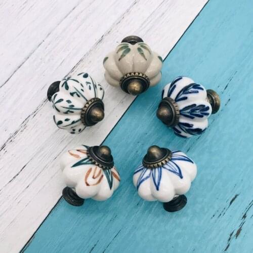Vintage Knobs Ceramic Drawer Knob Pulls Blue and White Porcelain Kids Dresser Handle Pull Kitchen Cabinet Door Knob Child 34mm