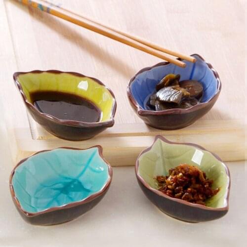 Ceramic Saucer Japanese Tableware Vinegar Dish Soy Sauce Dish Seasoning Dish Bone Dish Dish Creative Snack Plate