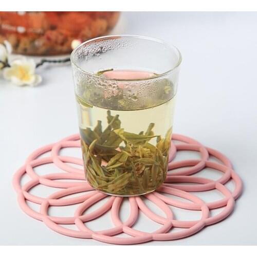 Kitchen Rubber Trivet Mat Heat Insulating Hollow Flower Pot Pad Cup Coaster Pot Coaster Cup Coaster Silicone Cup Pad