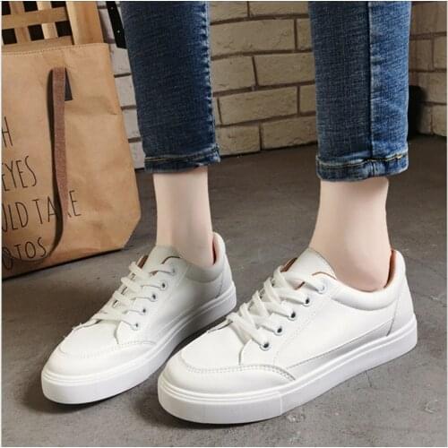 Womans Shoes Spring Trend Casual Sport Shoes For Women New Comfort White Vulcanized Platform Shoes Women Sneakers Fashion