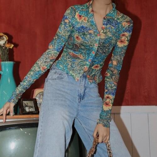 Graffiti Print Long Sleeve T Shirt Bodycon Sexy Button Crop T Shirts Summer 2021 High Street Turn Down Collar Women T Shirts