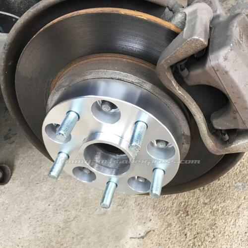 2Pcs 20mm |PCD 5x114.3 5X4.5 |CB 60.1mm |Car Hub Centric Wheel Spacer For Toyota Auris Rukus Voxy Aution