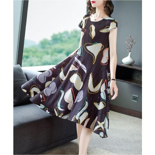 HOT SELLING Miyake Fashion fold short geometry print o-neck big A-Line dress IN STOCK