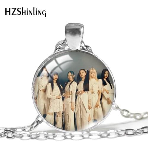 2021 New Kpop Everglow Pendant Necklace Album Last Melody Pendants Round Glass Photo Necklaces 25mm Jewelry Gifts Fan
