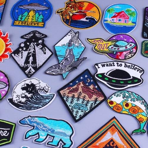 Bear Whale Wave Patch Iron On Patches For Clothing Travel Stickers DIY Stripes Applique For Jacket Space Mountain Patch Van Gogh