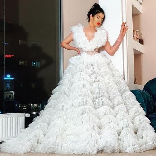 Luxury White Puffy Tulle Dresses Ball Gown Deep V Neck Sleeves Fluffy Women Evening Gowns Long Pageant Dress Party