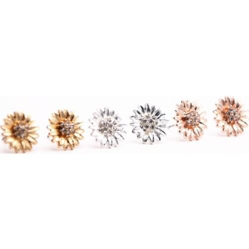 The latest elements vegetative rhinestone stud earrings Multivalve flower gold stud earrings