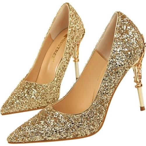 Высокие каблуки, туфли с блестками