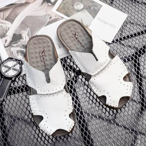 2020 summer men slippers leather rubber mens outdoor High Quality fashion casual sandals handmade 45 size beach genuine roman