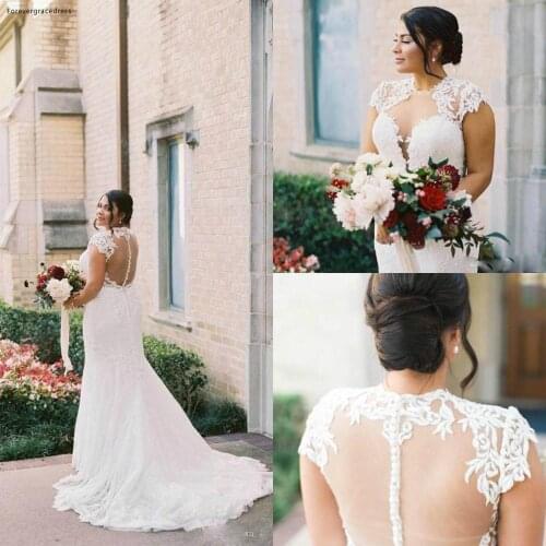 2019 Mermaid Wedding Dress Sheer Jewel Neck Lace Appliques Illusion Back Long Country Church Garden Bride Bridal Gowns