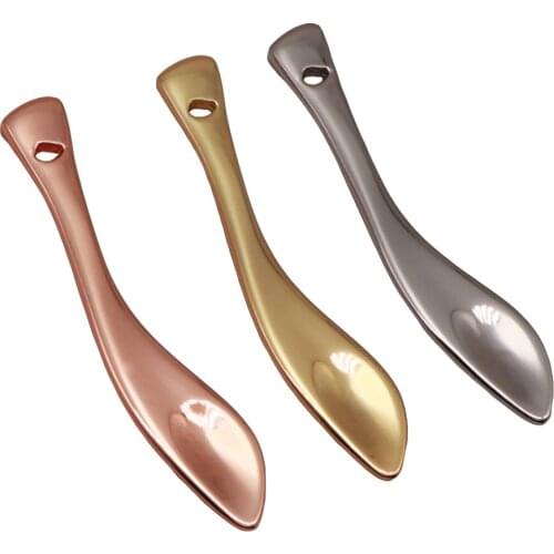 65mm Metal Curved Makeup Spoon Spatulas Mask Cream Spoon Eye Cream Stick Face Body Reuseable Beauty Tools Skin Care