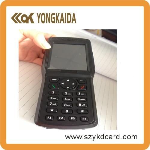 UHF READER Long distance hand-held UHF proximity smart card reader Built-in Wi-Fi/ Bluetooth/ 3G/ and GPS