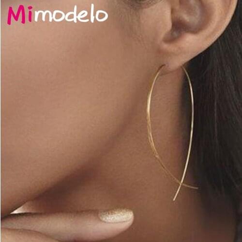 Mimodelo Stud Earrings