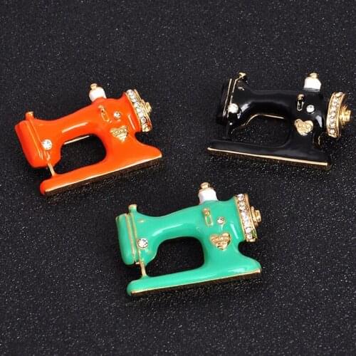 3 Colors Crystal Meatl Sewing Machine Shape Brooch Women Creative Enamel Brooch Suit Lapel Pin Fashion Jewelry Accessories